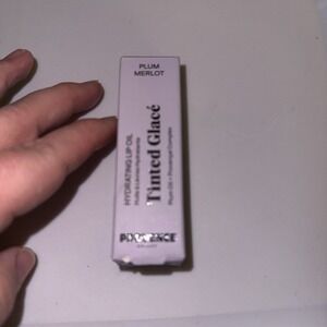 Provence Beauty Plum Merlot Lip Oil – 0.2 Fl Oz (Pack of 1),